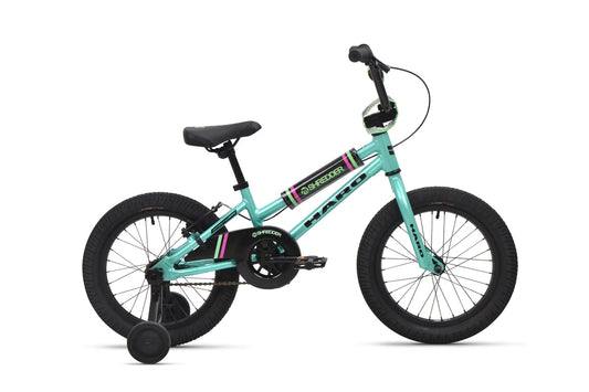 Mint green Haro Shredder kids bike – A light mint green Haro Shredder 16-inch kids bicycle features training wheels, black components, high-rise handlebars with a protective pad, and a chain guard against a plain white background.