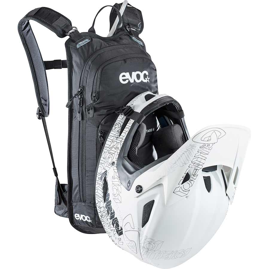 EVOC, Stage 6 + 2L Bladder, Hydration Bag, Volume: 6L, Bladder: Included (2L), Black