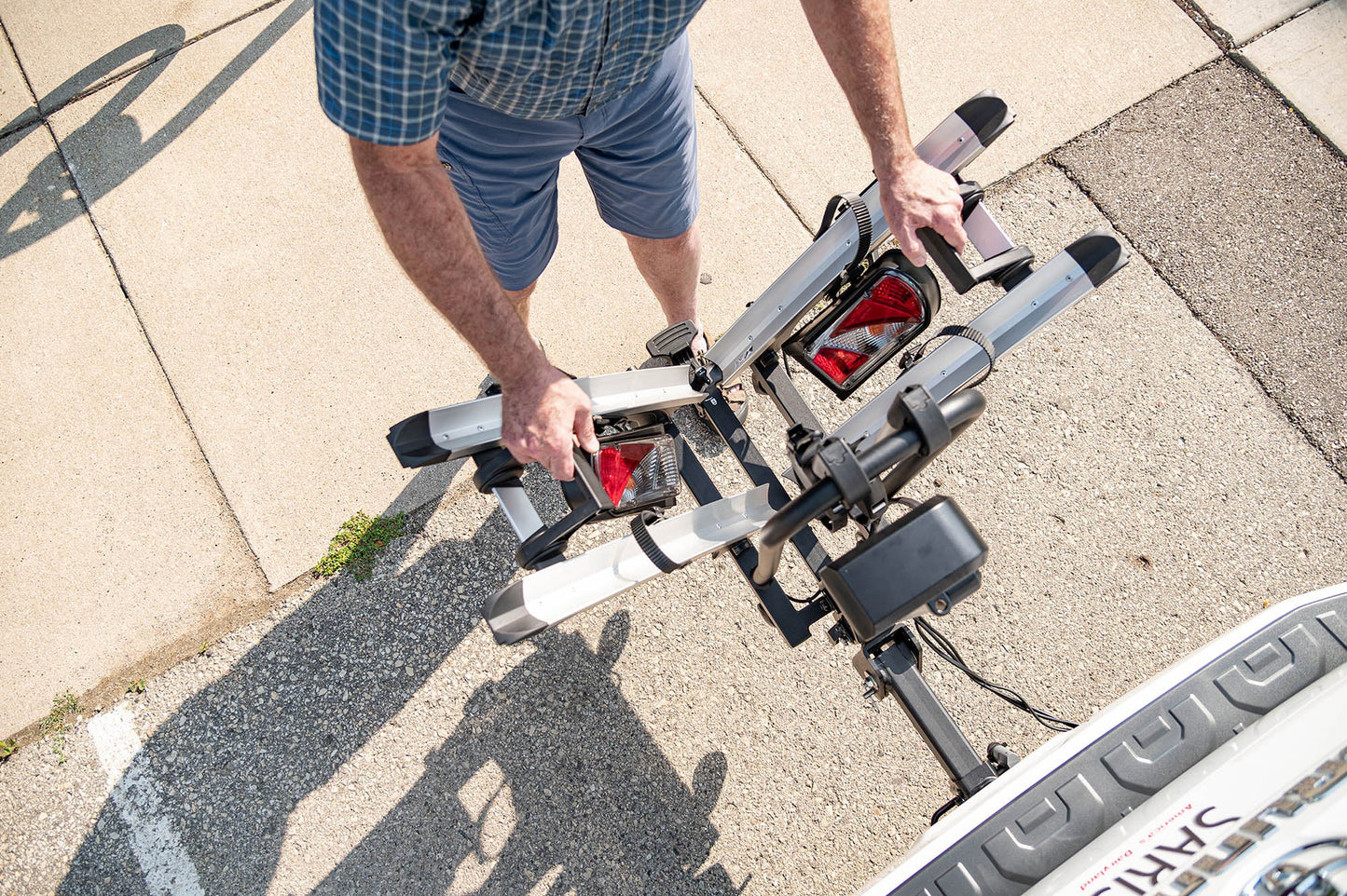 Saris Door County 2-Bike Motorized Hitch Rack, Electric Lift, Easy Tilt & Electric Rear Lights