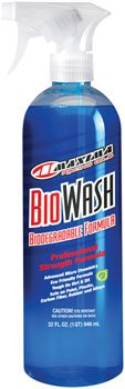 Maxima Racing Oils Bio Wash spray bottle – Clear plastic spray bottle filled with blue liquid cleaner, fitted with a white trigger nozzle and printed with the Maxima Bio Wash label against a white background.