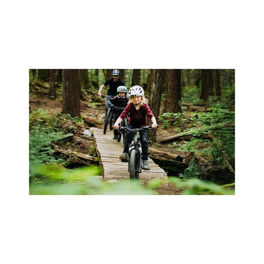 Norco Charger 20 Youth Mountain Bike (20" Bicycle) – studio product photo