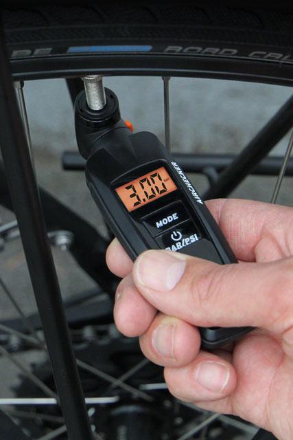 SKS Airchecker Digital Display Pressure Gauge: Presta and Schrader - Alaska Bicycle Center