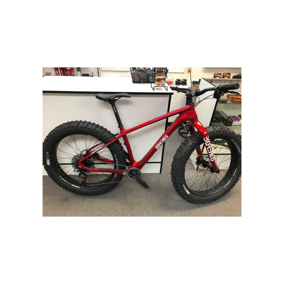 Borealis Bikes Borealis Crestone Carbon Fat Tire Bicycle (Fat Tire Bicycles) – showcase image