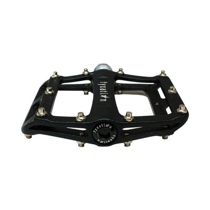 Fyxation Mesa 61 Pedals - Platform, Aluminum, 9/16", Black (Bicycle Pedals) – detail angle