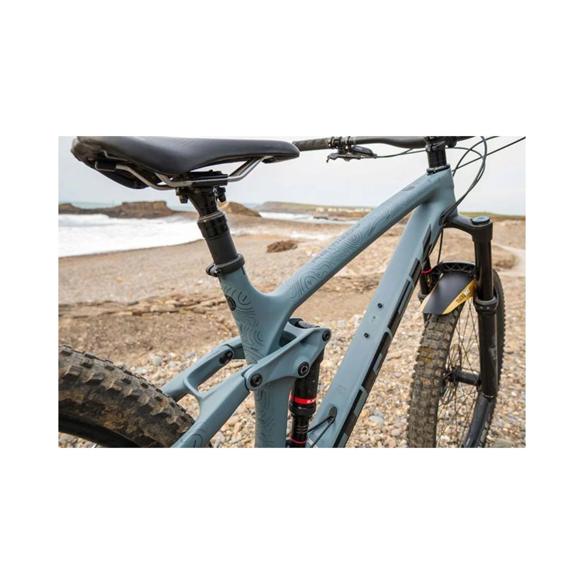 Muckynutz Contours Frame Protection - 17-Piece, Black Gloss (Chainstay/Frame Protection) – front profile