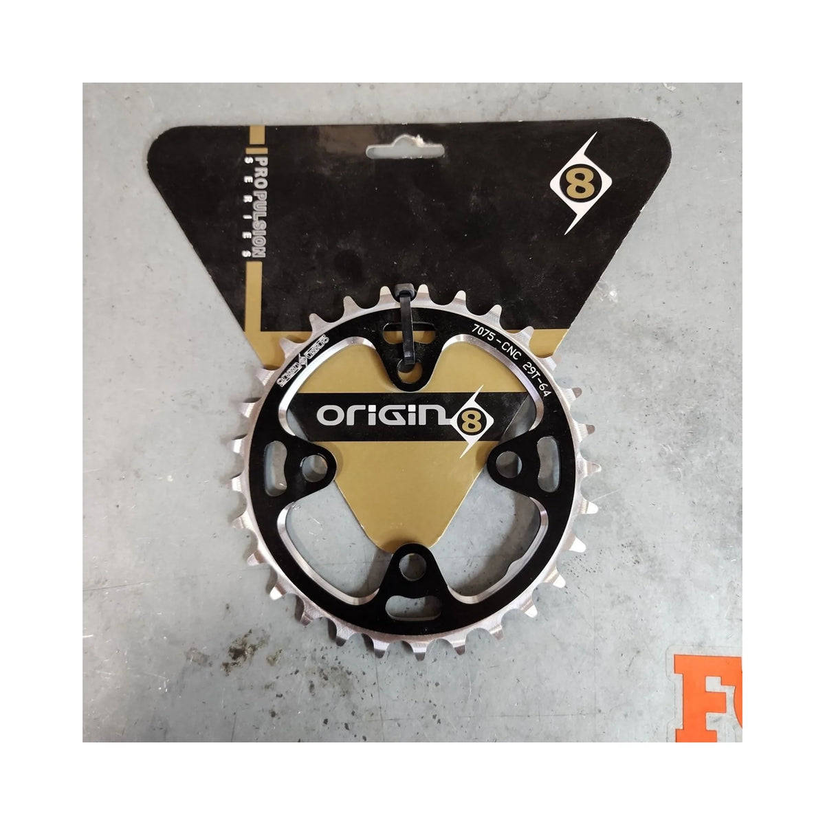 Origin 8 Alloy Chainring - 64mm 29T 4B BK/SL f/20182 2x9 INNER (Bicycle Chainrings) – showcase image