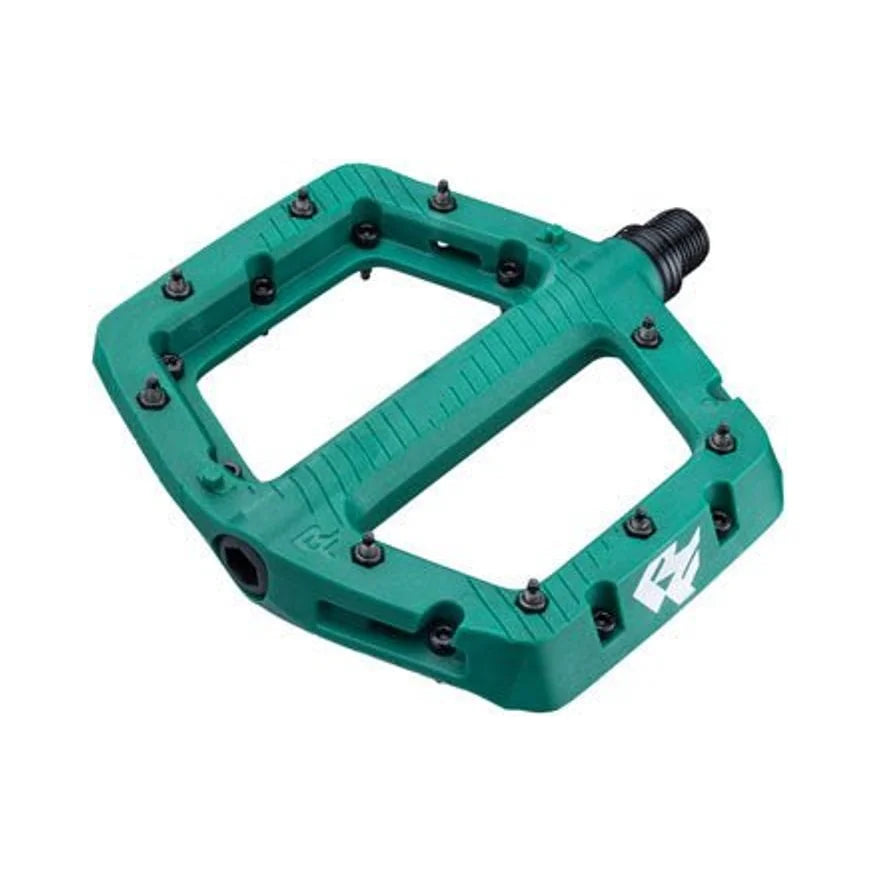RaceFace Chester Pedals - Platform, Composite, 9/16", Large, Green (Bicycle Pedals) – studio photo