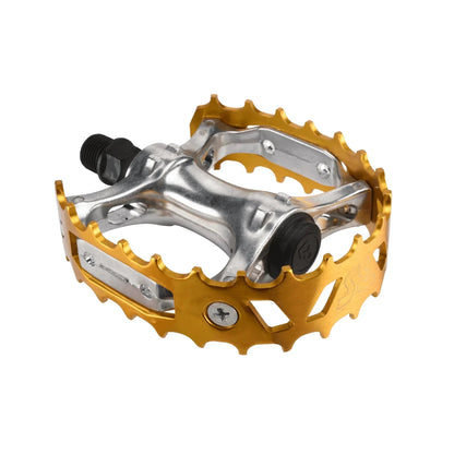 SE Bear Trap Pedals - 9/16" (Bicycle Pedals) – studio photo