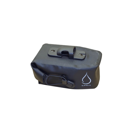 Serfas SBWP-1 Medium Monsoon Elements Bag (Bicycle Bags & Panniers) – studio product photo