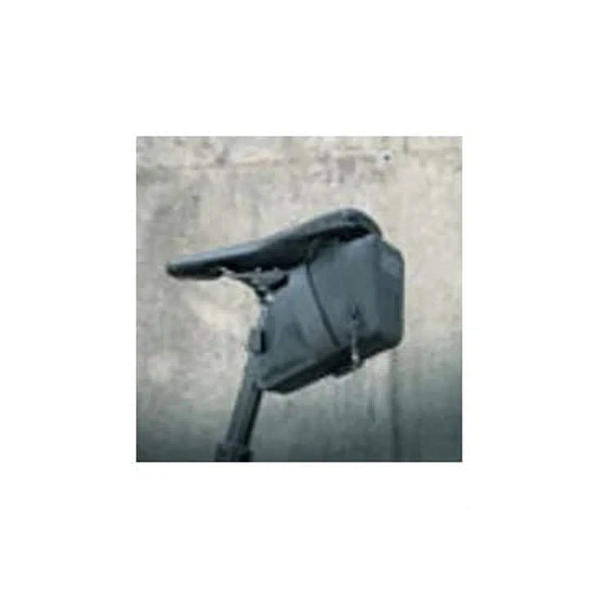 SKS Flow Race Saddle Bag - Large, .75L (Bicycle Bags & Panniers) – front profile