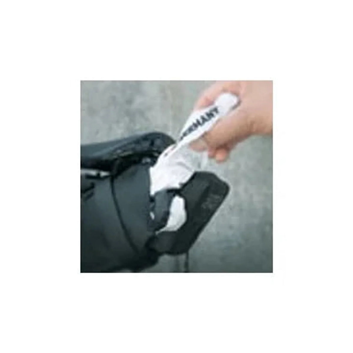 SKS Flow Race Saddle Bag - Large, .75L (Bicycle Bags & Panniers) – detail angle