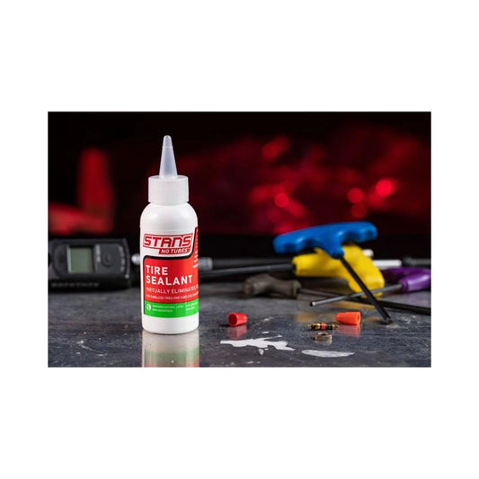 Stan's No Tube Stan's NoTubes Tubeless Tire Sealant - 2oz (Tubeless Sealant) – showcase image