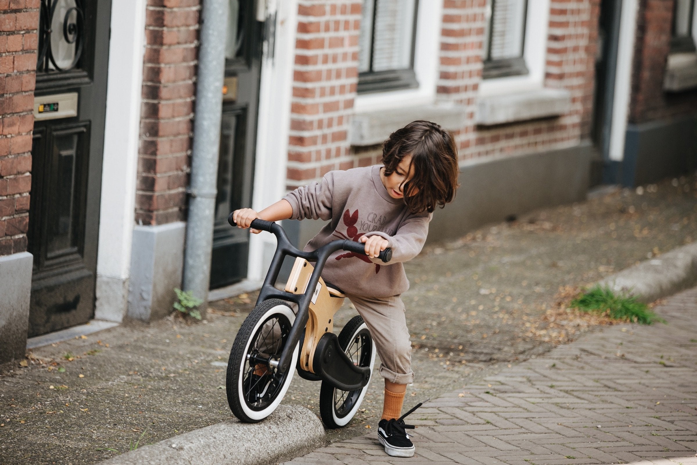 Street boy balance discount bike