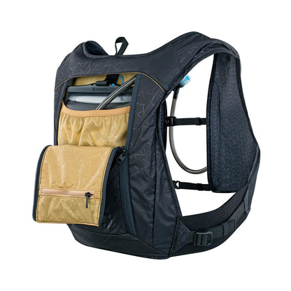 EVOC, Hydro Pro 3 + 1.5l Bladder, Hydration Bag, Volume: 3L, Bladder: Included (1.5L), Black - Alaska Bicycle Center